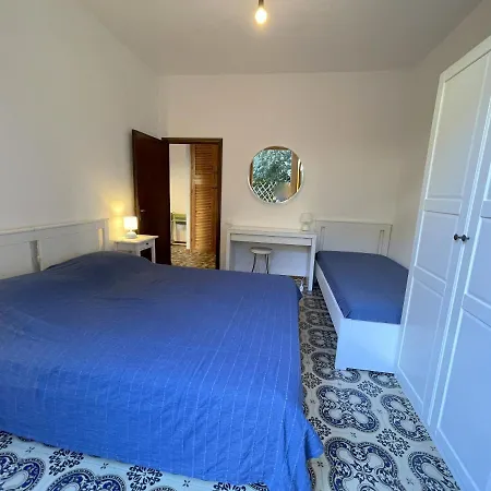 Apartment Pino Italico