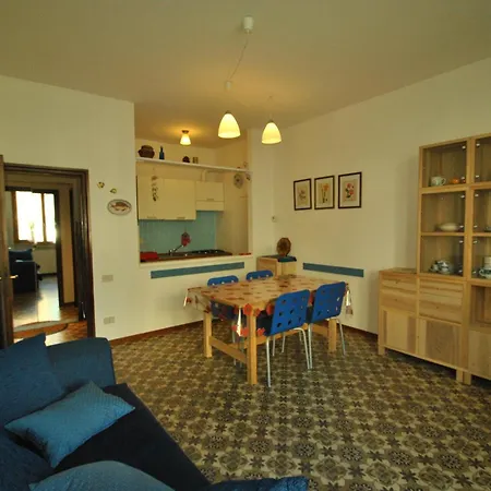 Apartment Pino Italico *